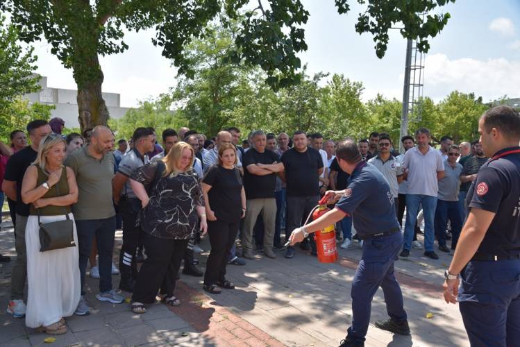 OMÜ’de Yangın Tatbikatı ile Güvenlik Bilinci Güçlendirildi