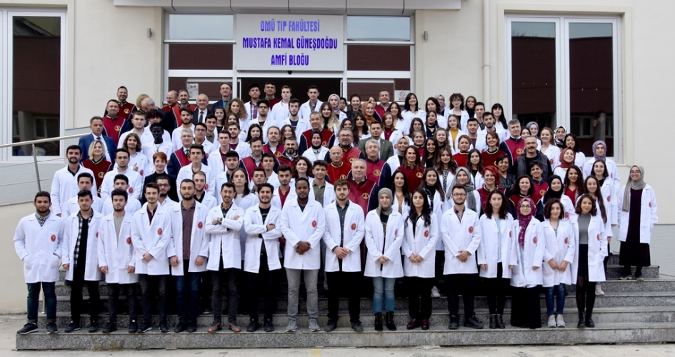 Veteriner Hekim Adaylari Onluklerini Giydi Omu Ondokuz Mayis Universitesi