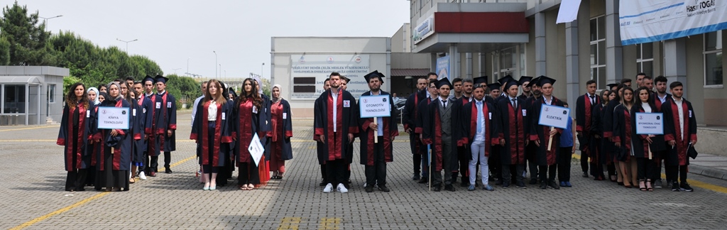 yesilyurt demir celik meslek yuksekokulu 8 donem mezunlarini verdi omu ondokuz mayis universitesi