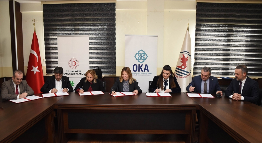 Kadınlara Endüstriyel Robot Operatörlüğü Eğitimi için İş Birliği Protokolü İmzalandı
