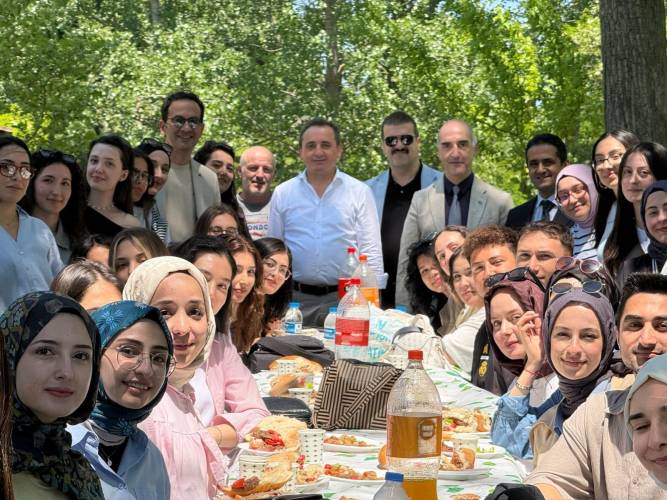 OMÜ Matematik Eğitimi Anabilim Dalı Öğrencileri Yıl Sonu Pikniğinde Buluştu