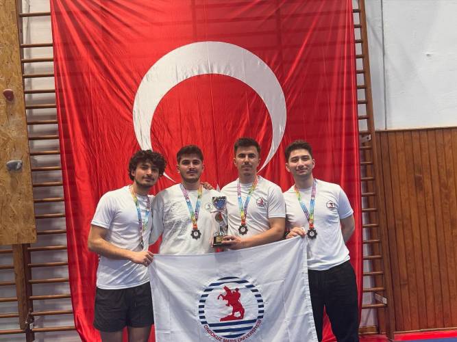OMÜ, Ünilig Eskrim Şampiyonası’nda Türkiye Üçüncüsü