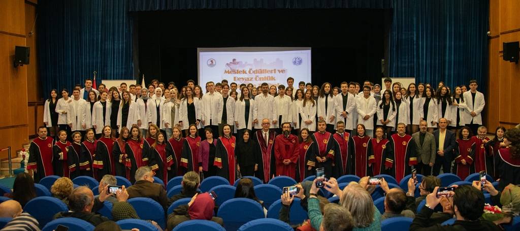 OMÜ’de Diş Hekimliği Fakültesi’nde hem tecrübe hem gençlik aynı çatıda buluştu